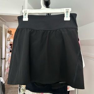 Spnax black athletic skirt